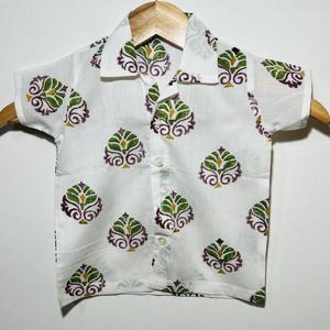 Chemise décontractée en coton à imprimé floral pour garçons Cool Kids avec col |   Chemise à manches courtes boutonnée pour l'été - Product Image 1