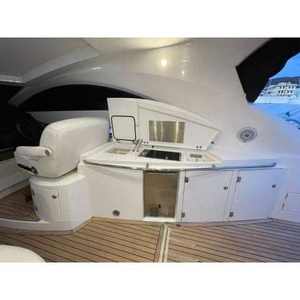 Yate de Lujo Sunseeker Portofino 53 MKII de Segunda Mano, Casco de Fibra de Vidrio y Aluminio, Opción de Motor Interior o Exterior - Product Image 1