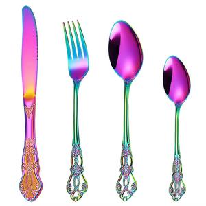 Ensemble de couverts élégant multi-finitions en acier inoxydable pour les repas en famille, les fêtes, l'accueil des invités et les occasions spéciales, idéal pour offrir en cadeau - Product Image 1