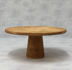 Expositor de Pastel de Madera Natural con Estilo Único, Diseño Personalizado con Acabado Natural - Product Image 1