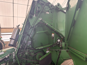 Nouvelle conception de presse à balles rondes John Deere 450E avec moteur, haute productivité, garantie de 2 ans pour le foin, le blé, la paille de riz - Product Image 4