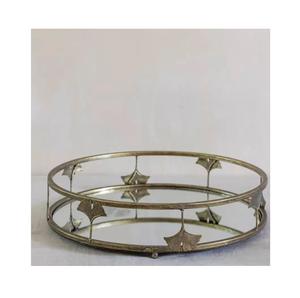 Bandeja moderna y elegante de metal plateado con espejo para centro de mesa, tocador y decoración de dormitorio con un aspecto artesanal y con estilo. - Product Image 5