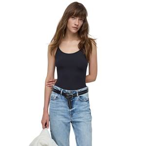 Top Deportivo Informal Hecho de Tela de Lona Resistente - Product Image 2