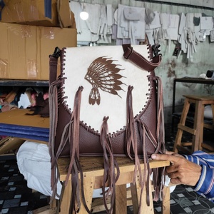 กระเป๋าสะพายข้างหนังแท้คุณภาพสูงสำหรับผู้หญิง สไตล์วินเทจ พร้อมพู่ตกแต่ง ทนทาน เหมาะสำหรับเป็นของขวัญวันเกิดและคริสต์มาส - Product Image 3