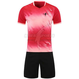 Los últimos uniformes de fútbol totalmente personalizados, ropa de equipo, impresión personalizada de alta calidad, servicio OEM, uniforme de sublimación de fútbol - Product Image 1