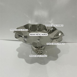 Finest Quality Silver Metal <b>Chocolate</b> Serving Bowl Table Decorative & Sweet Desert Holder Platters For <b>Wedding</b> Parties Use - Product Image 2