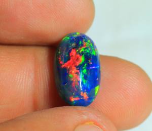 Véritable cabochon d'opale noire éthiopienne Welo brillant pierre d'opale noire forme ovale pierre précieuse d'opale noire au prix de gros - Product Image 3