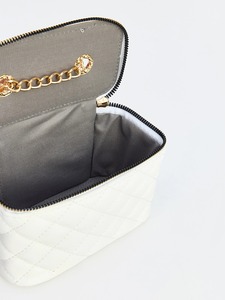 OEM ODM Private Label Custom Logo Women's White Quilted Chain Crossbody Bag Mini <b>Vanity</b> <b>Box</b> Bag PU Leather Shoulder Purse - Product Image 4