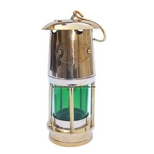 Linterna Náutica Vintage de Latón Antiguo de Primera Calidad para Decoración del Hogar, Exhibición en Mesa y Regalos al Mejor Precio de Rana Overseas Inc - Product Image 4