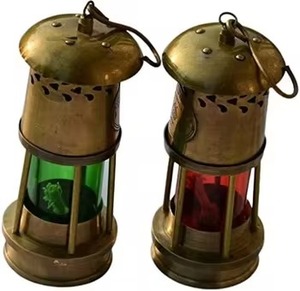 Nuevo latón Vintage Look Lantern Premium Quality High Selling Elegant Brass Lantern para Home Hotel Interior y uso decorativo - Product Image 5