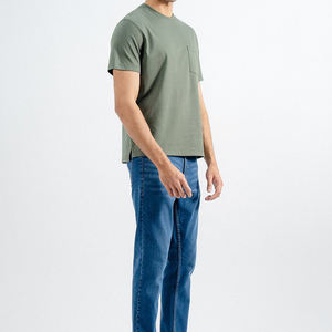 Fabrication en gros T-shirt personnalisé à bas prix T-shirt personnalisé en coton de haute qualité avec logo personnalisé T-shirts pour hommes Fabriqué au Pakistan - Product Image 3