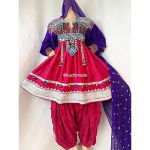 Nuevos últimos vestidos KUCHI afganos bordados a mano para mujer en tarifa al por mayor mejor para vestidos de boda y fiesta para invierno - Product Image 2