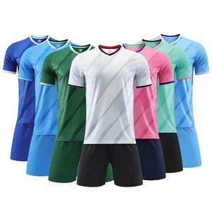 Custom Quick Dry 100% Polyester Soccer Jersey Set Uniform Kits Stretch Anti-Bacterial Features Custom Colors for Soccer Players - Product Image 6
