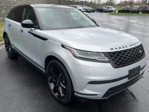 Land Rover Range Rover Velar S d'occasion propre 2023 - Product Image 3