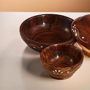 Juego de cuencos de madera hechos a mano de 3 cuencos decorativos para servir con cucharas de madera a juego incluidas - Product Image 2