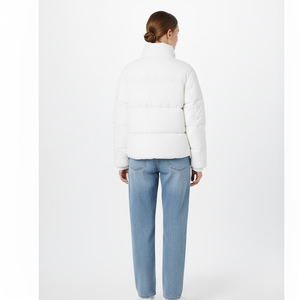 Veste matelassée légère pour femme, chaude, douce et confortable, vêtement d'extérieur d'hiver pour la randonnée et les voyages - Product Image 2