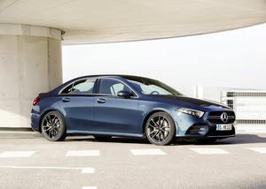 Mercedes-Benz Classe A 2020 légèrement usagée, en excellent état - Product Image 2