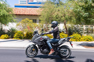 Oferta Increíble: Motocicleta NT1100 DCT 2026 Nueva en Venta - Product Image 3