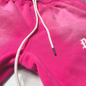 กางเกงขาสั้นล้างกรดวินเทจของผู้ชายที่กําหนดเองซันย้อมผ้าฝ้ายเหงื่อดิบขอบพัฟพิมพ์สบายๆยาวถึงเข่าเชือกรูด - Product Image 5