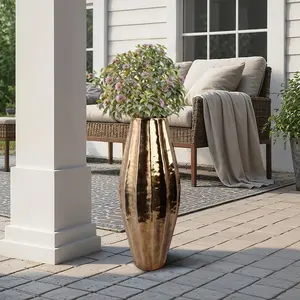 Vase à fleurs de table élégant et minimaliste, fait à la main en fer, style côtier de luxe, finition polie, léger, écologique, Zahid Exports - Product Image 6