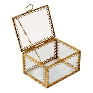 กล่องใส่เครื่องประดับแก้วประดับวินเทจทรงสี่เหลี่ยมขนาดเล็กกล่องเครื่องสำอางกล่องเก็บแหวนและต่างหูสีทอง - Product Image 2
