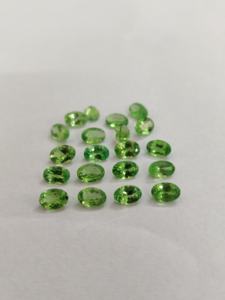 Granate verde tsavorita natural corte ovalado 3x5mm facetado-Piedras preciosas sueltas de calidad superior granate verde tsavorita - Product Image 5