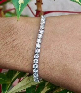 Hermosa pulsera de tenis de diamante cultivado en laboratorio de doble cadena de media eternidad de corte redondo, pulsera Eveready, joyería personalizada - Product Image 5