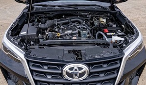 Toyota Fortuner 2024 2.7L 4WD Gasolina, Coches Nuevos para Ventas de Temporada - Product Image 6