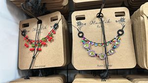 Collares de Algodón Hechos a Mano DAFNI BIG PAZAR para Ocasiones Especiales - Product Image 6