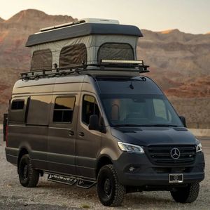 Autocaravana de Lujo Mercedes-Benz Sprinter Usada para Acampar, 4-6 Personas, Euro 5 - Product Image 1