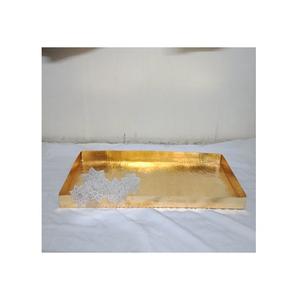 Bandeja de metal de hierro al por mayor de fábrica con mango de madera Bandejas de servicio de color blanco para platos de cena - Product Image 6