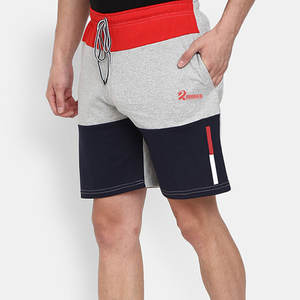 Pantalones Cortos Urbanos para Hombre con Diseño Moderno y Ajuste Cómodo para un Estilo Casual y Urbano - Product Image 1