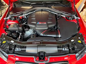 PAQUETE COMPETENCIA USADO LHD/RHD 2013 B M W M3 COUPE - Product Image 2