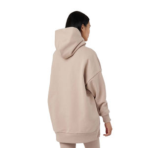 Venta al por mayor de las mujeres de seda beige pulóver con capucha logotipo personalizado impreso de largo de invierno deportes gimnasio Sudadera con capucha con logotipo frontal - Product Image 4