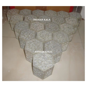 Piedra de Esteatita natural hecha a mano forma hexagonal tallado diseños florales para caja de almacenamiento de joyería con piedra de Esteatita natural de alta calidad - Product Image 1