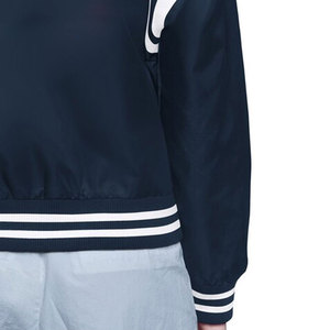 Veste universitaire courte en cuir personnalisée pour femme, broderie logo 2026, style streetwear, service OEM - Product Image 6