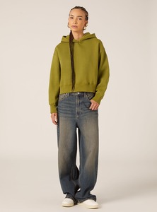 เสื้อฮู้ดดี้ทรงบ็อกซี่พิมพ์ลายฤดูหนาวแบบกำหนดเอง เป็นมิตรกับสิ่งแวดล้อม ป้องกันรอยยับ สำหรับผู้หญิง ผ้าฝ้าย 100% ผู้ผลิต ODM โลโก้ด้านหน้า สำหรับออกกำลังกาย แฟชั่นลำลอง - Product Image 4