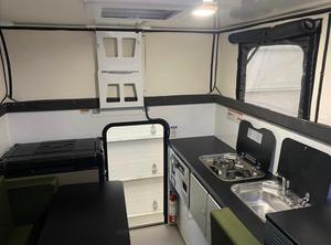 Venta de Fábrica, NUEVO Diseño, Mini Caravana Ligera de Aluminio Desplegable para Camioneta, Remolque de Caravana Todoterreno 4x4, Venta Mundial - Product Image 6