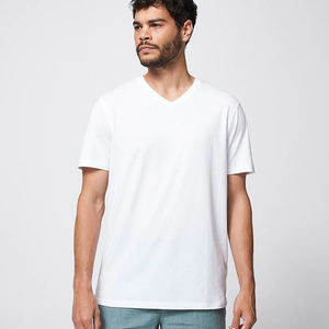 Camisetas con Cuello en V Next Level para Hombre, Manga Corta, Corte Regular, Diseño Gráfico Personalizado en la Parte Delantera - Product Image 2