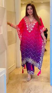 Secuencia de seda Chinon hecha a mano para fiesta y boda bordada e impresión digital con caftán y pantalón de trabajo Latkan pesado - Product Image 5