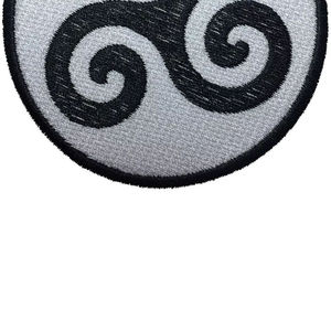 Meilleur fabricant de vêtements en gros, badges brodés, tissu en feutre, logo personnalisé, forme de fleur à coudre, vente 2025 - Product Image 5