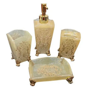 Juego de baño de resina Juego de accesorios de baño de resina Juego de baño de material de resina hecho a mano de lujo moderno - Product Image 1