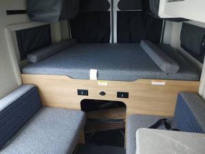 Nuevas Caravanas de Viaje Tipo RV T-h-o-r F-r-e-e-d-o-m E-l-i-t-e 17D P-O-P-T-O-P 2026 - Product Image 6