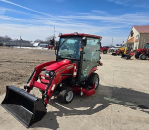 Tractor CASE IH FARMALL 25SC para Uso Agrícola con Bomba de Transmisión por Engranajes y Caja de Cambios - Product Image 4