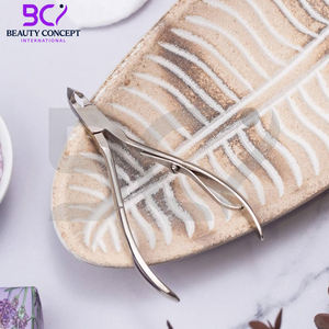 Nouvel arrivage : Meilleures pinces à cuticules en acier inoxydable faites à la main, à ouverture large, pour soins personnels, service OEM, prix de gros 2026 - Product Image 4