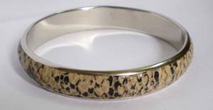 Brazalete de Metal de Lujo para Mujer, Diseño Único con Incrustaciones de Estampado Animal de Leopardo, Brazalete de Metal Sólido, Estilo Moderno y Elegante - Product Image 6