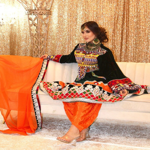 Prix de gros Robe afghane pour dames meilleure qualité Afghani KUCHI Robes pour femmes avec broderie artisanale et ceinture - Product Image 3