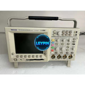 Osciloscopio Digital de Fósforo Tektronix TDS3034B de 300 MHz, DPO 2.5GSs, 4 Canales - Product Image 1