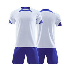 Vente en gros OEM/ODM Combinaison de football respirante à manches courtes pour hommes et femmes Maillot de football d'entraînement pour enfants - Product Image 5