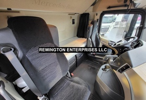 2013 <b>Mercedes</b> <b>Actros</b> 1848 Tractor Unit 4x2 Diesel Cummins FAST Gearbox Automatic Transmission Euro 6 Left Hand Steering Used - Product Image 3